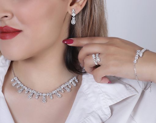 سرویس نقره با آویز اشک