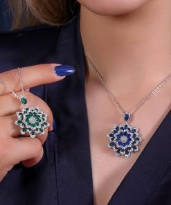 گردنبند نقره طرح گل نگین رنگی