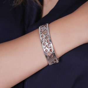 دستبند نقره کم نگین
