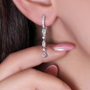 گوشواره حلقه ای با آویز نگین