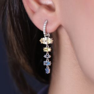 گوشواره حلقه ای با آویز متحرک نگین رنگی