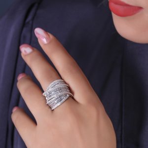 حلقه نگین باگت ضربدری