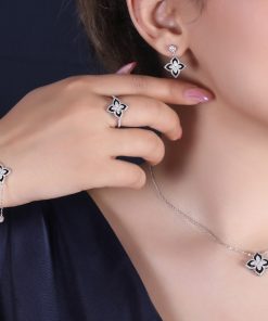 نیمست روبرتو کوین مشکی