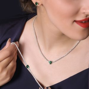 سرویس تنیسی با تک نگین قلب سبز