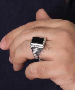 انگشتر مردانه با سنگ انیکس ورکاب نگین باگت