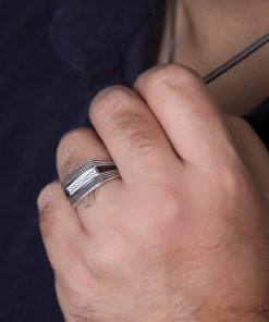 انگشتر مردانه نگین خطی ورکاب مشکی