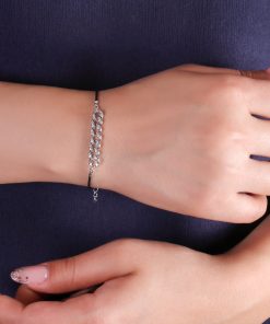 دستبند کارتیه با بند چرمی